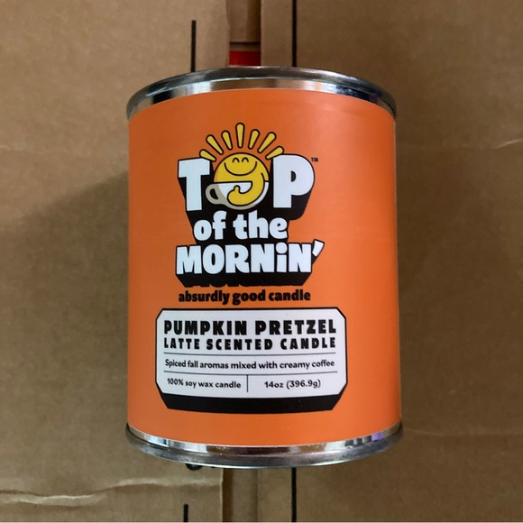 Top of the Mornin’ Coffee Pumpkin Pretzel Latte Candle - Picture 2 of 5